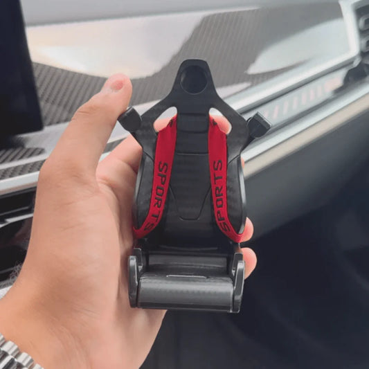 Carbon Schalensitz Halterung mit roten Renngurten